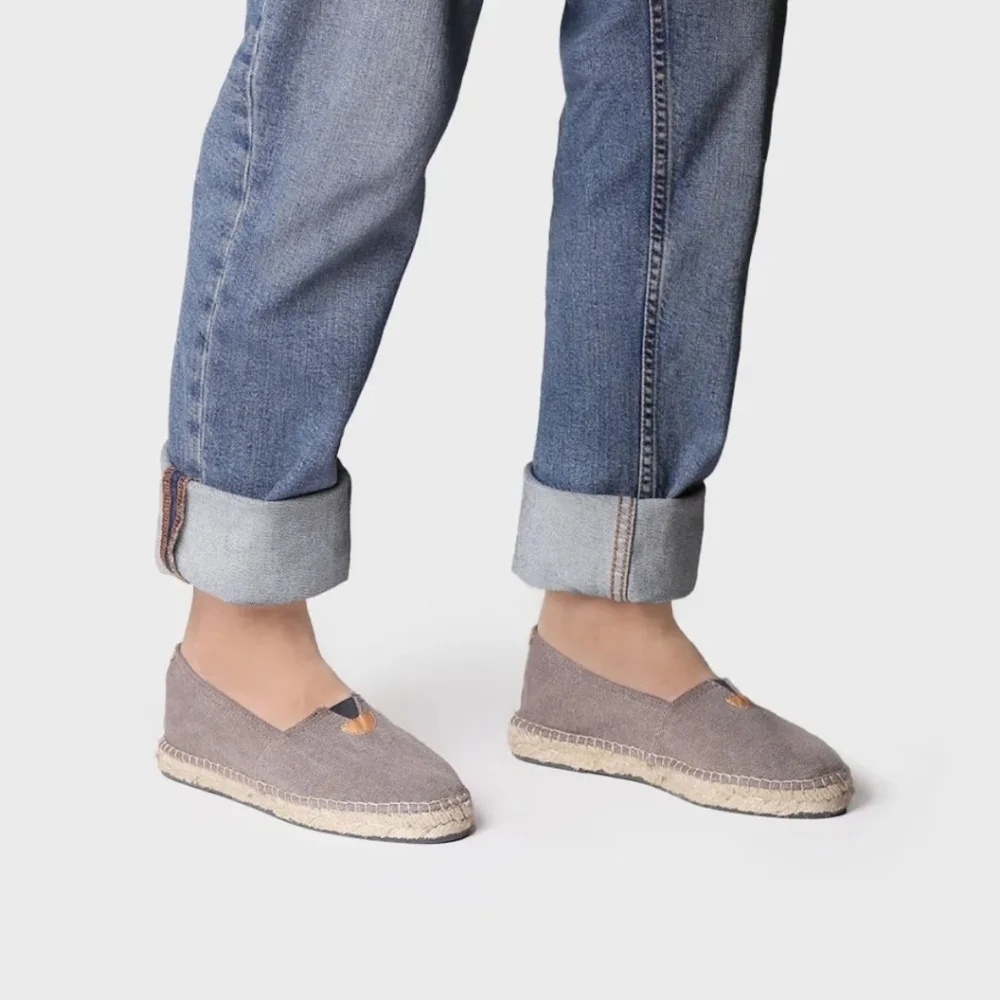Toni Pons Classic unisex espadrille Blanes ER. Grey. Size EU 39 US 8. New.